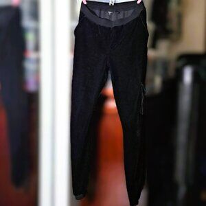 Guess Los Angeles Black Velvet Velour Cargo Joggers Pants